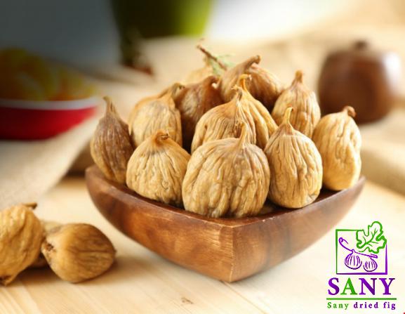 سوق بیع التین المجفف لااطفال