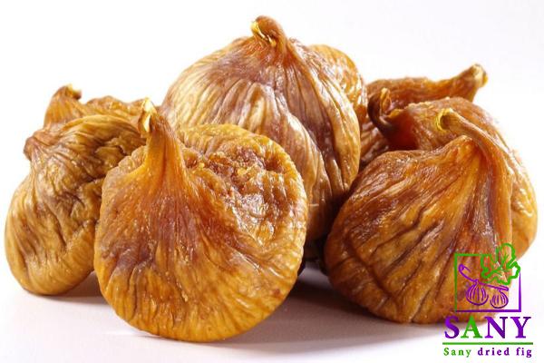 بيع وشراء التين البرشومي المجفف في أسواق إيران